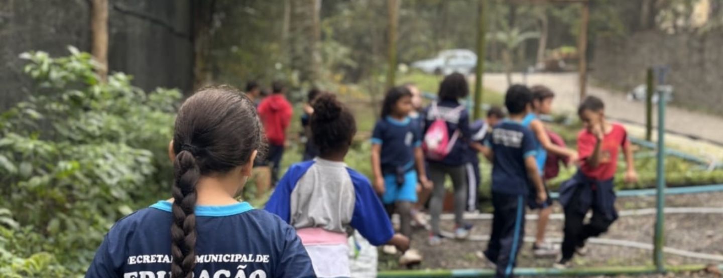 Dia da Árvore: Projeto Águas e Florestas já produziu 7 mil mudas e reflorestará 5 hectares de mata ciliar em Miguel Pereira Dia da Árvore: Projeto Águas e Florestas já produziu 7 mil mudas e reflorestará 5 hectares de mata ciliar em Miguel Pereira